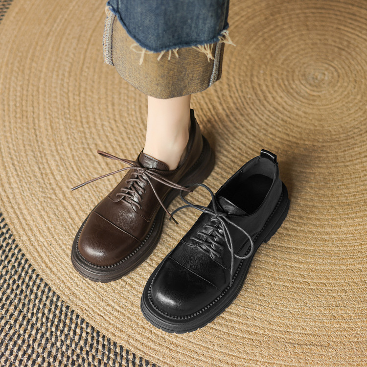 Deep Mouth Flat Shoes with Mid Chunky Heel and Round Toe - Style k.html