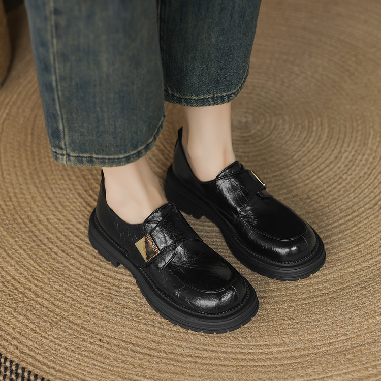 20250102207544053_750.jpg Deep Mouth Flat Shoes with Mid Chunky Heel and Round Toe - Style m.html
