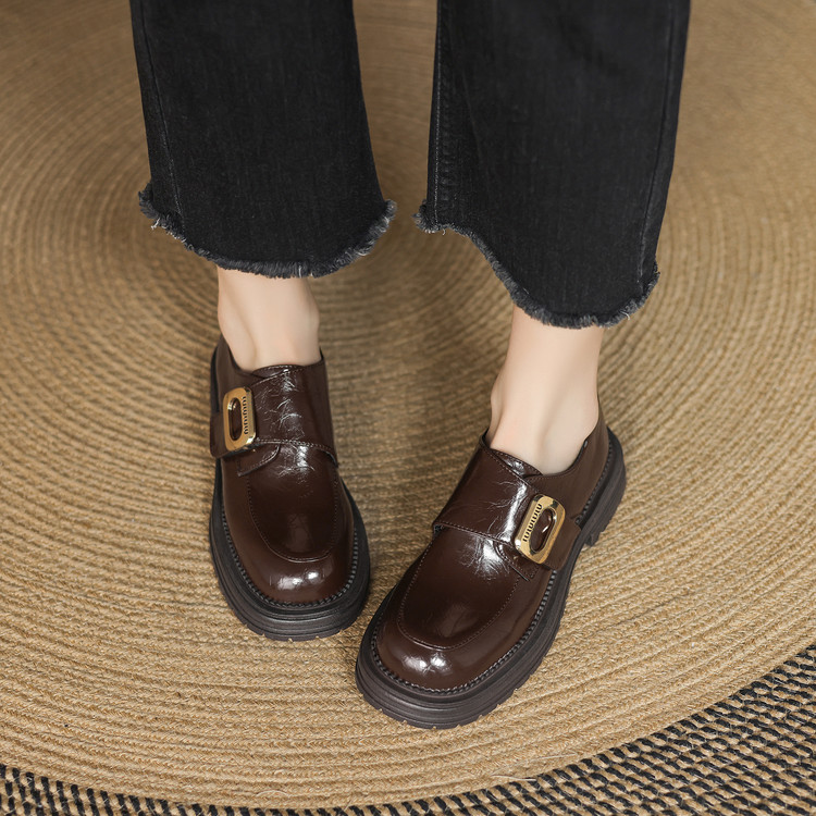 Deep Mouth Flat Shoes for Women - Microfiber Round Toe Chunky Mid Heel