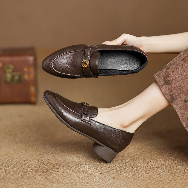 20250109465977044_750.jpg Deep Mouth Single Shoes with Microfiber Upper and Round Toe